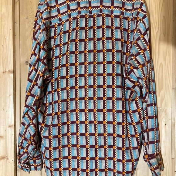 Robert Graham XL Dress Shirt - Like New - Picture 4 of 4